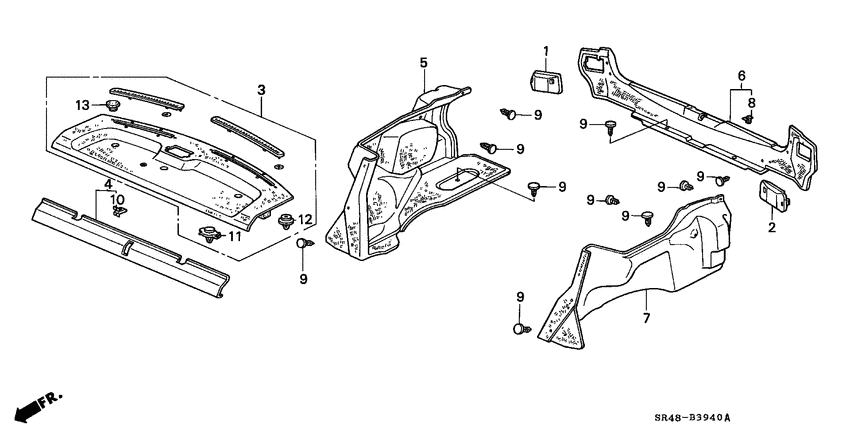 Rear tray/trunk garnish