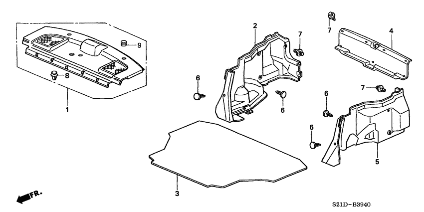 Rear tray/ trunk side garnish