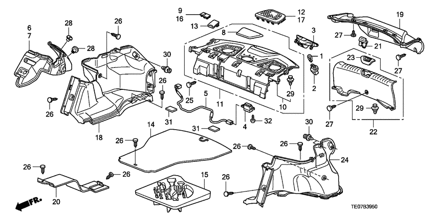 Rear tray/ trunk side garnish
