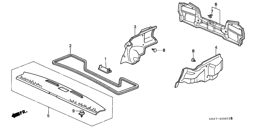 Rear tray/ trunk side garnish