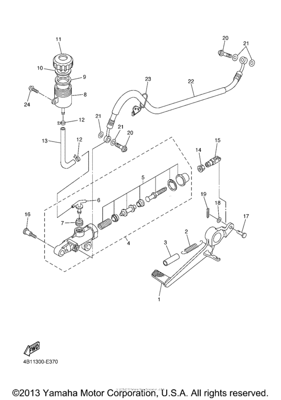 Rear master cylinder