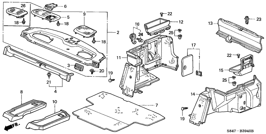 Rear tray/side garnish