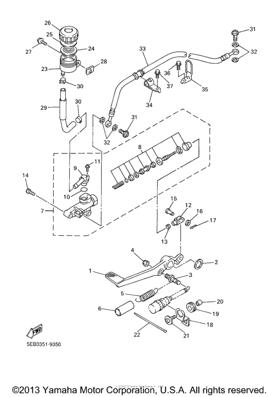 Rear master cylinder