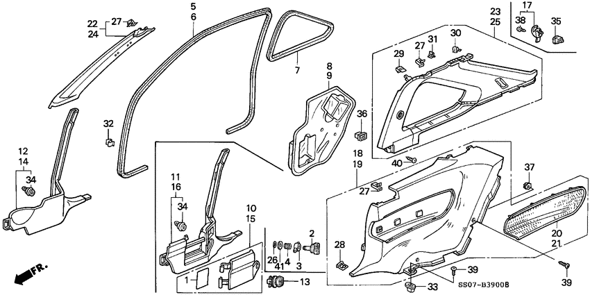 Pillar garnish/ side lining