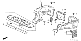 Rear tray/trunk garnish